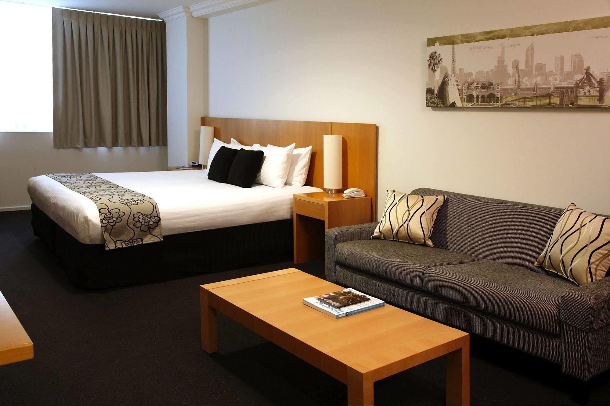 Oaks Perth Hotel Buitenkant foto